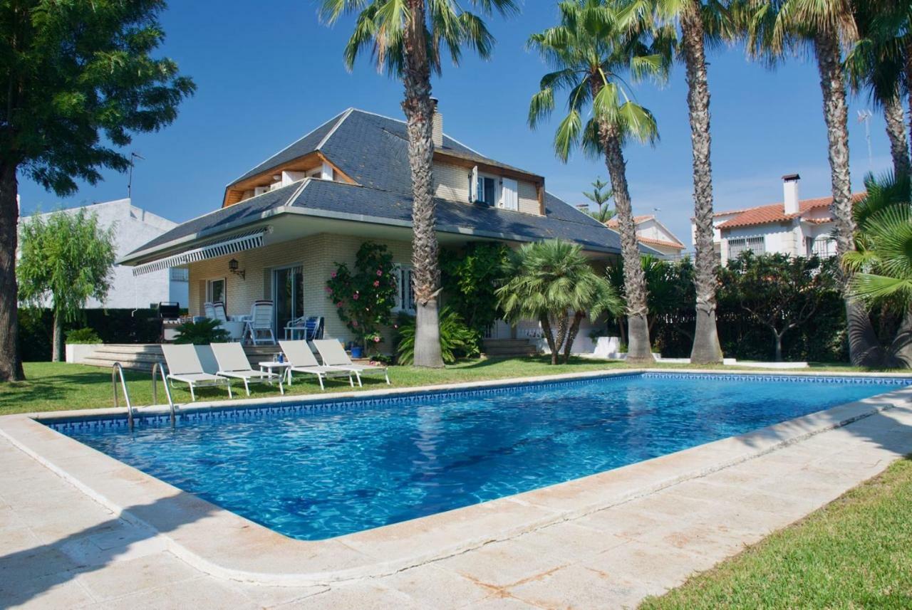 Villa Cala De La Mora Torredembarra Exterior foto